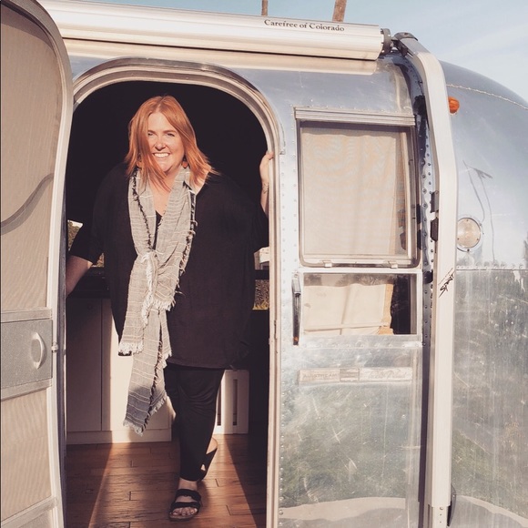 Meet your Posher, Chrissy - Picture 3 of 4